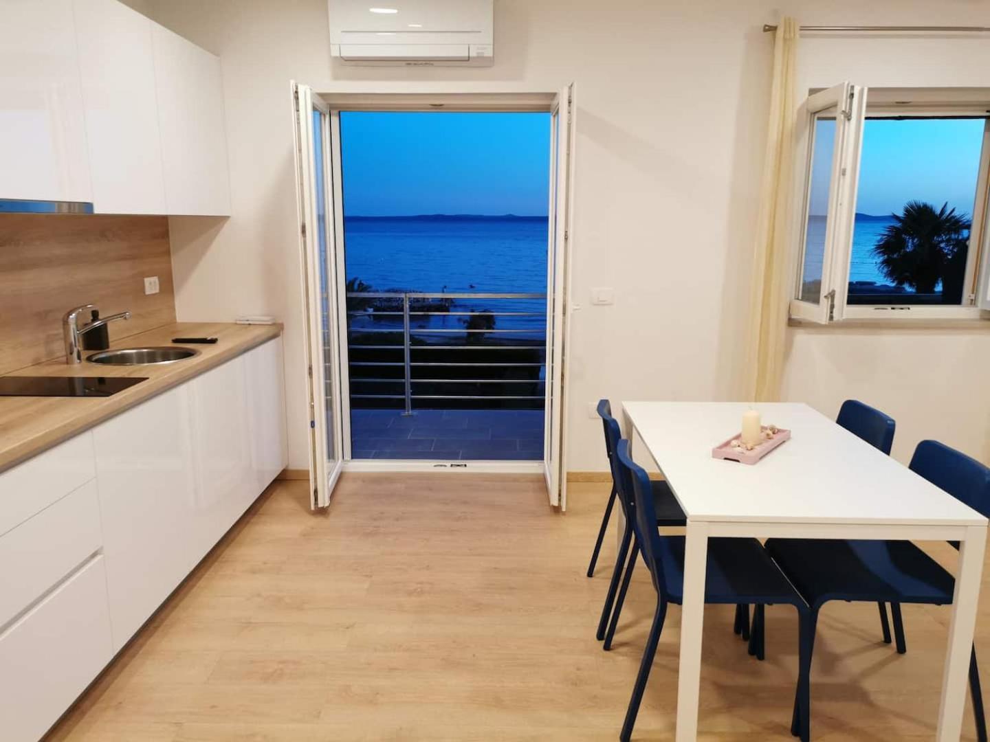Blue Apartment Privlaka  Bagian luar foto